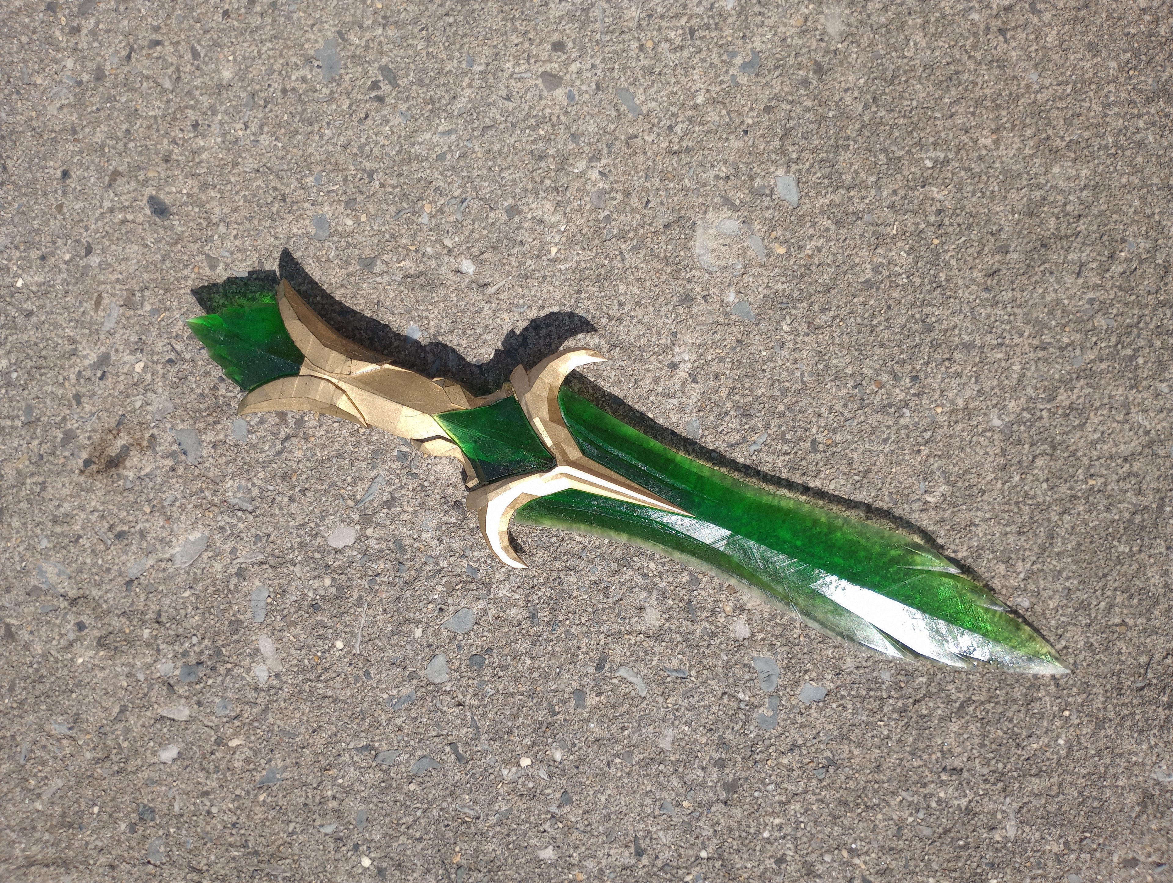 "Glass" Dagger cosplay & decor