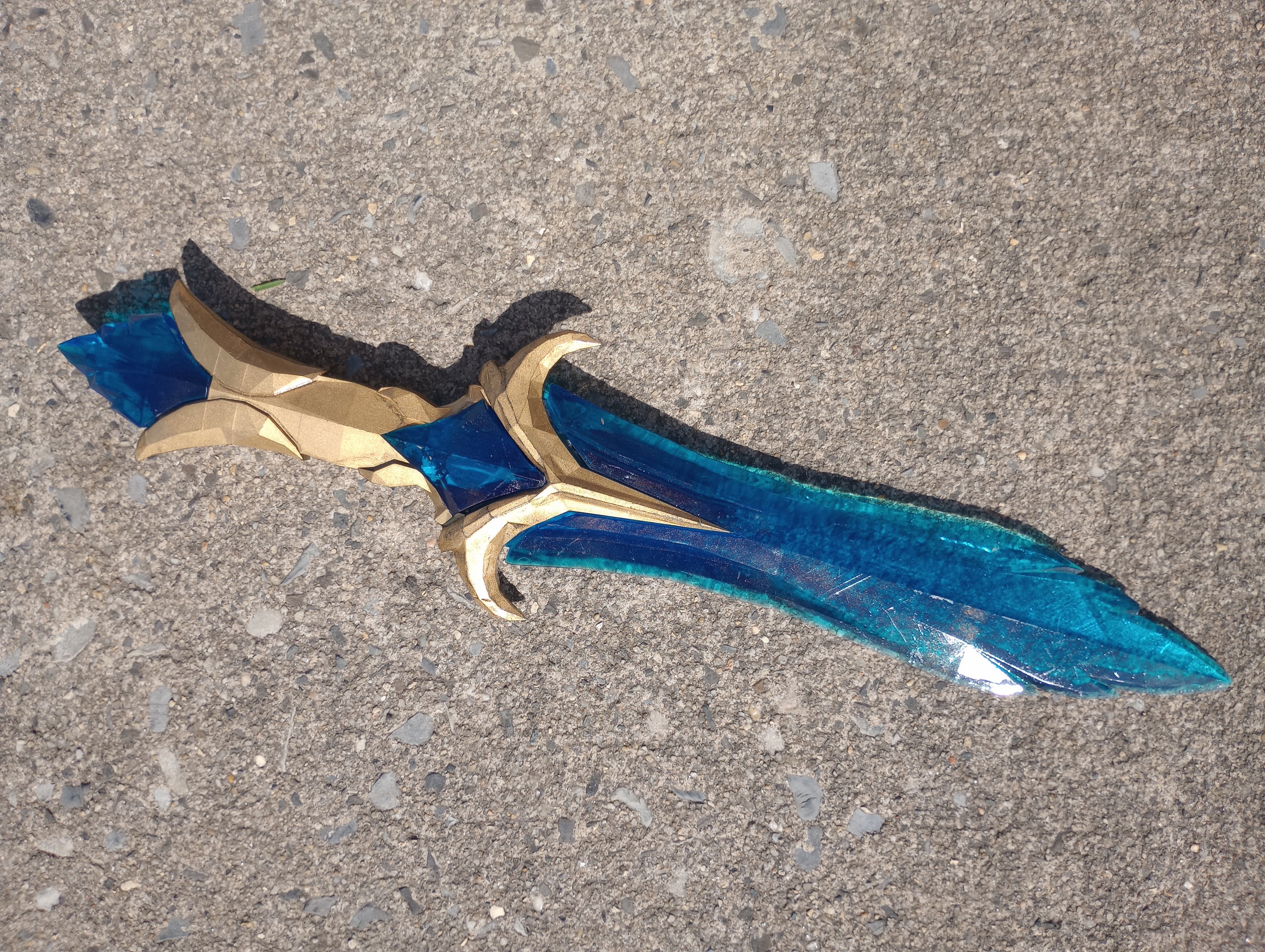 "Glass" Dagger cosplay & decor