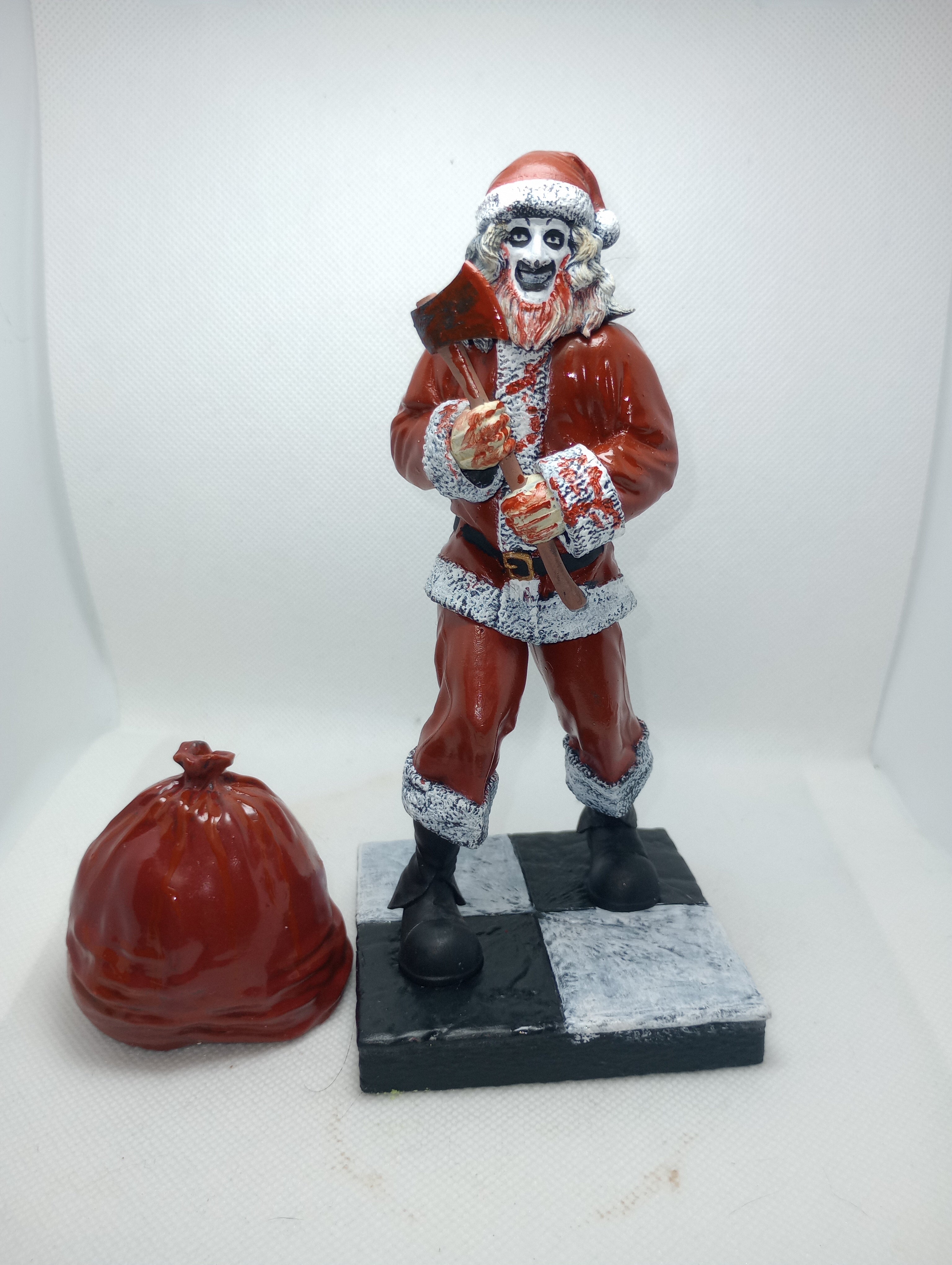 Killer Clown in festive disguise