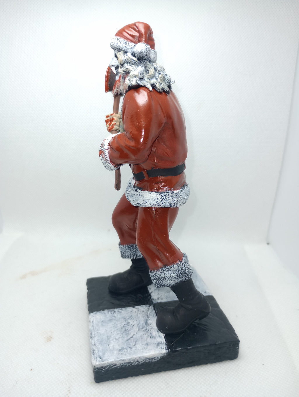 Killer Clown in festive disguise