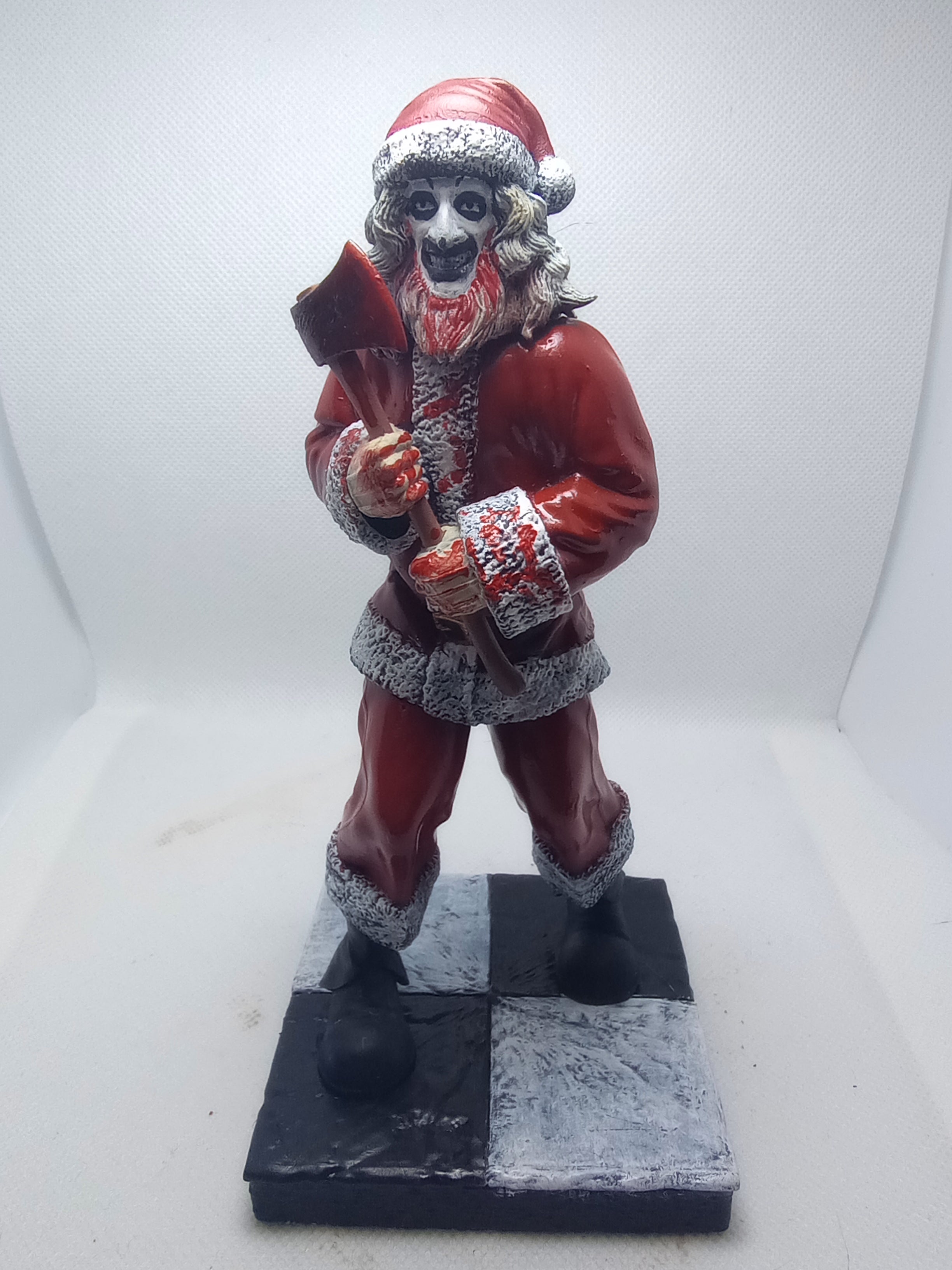 Killer Clown in festive disguise