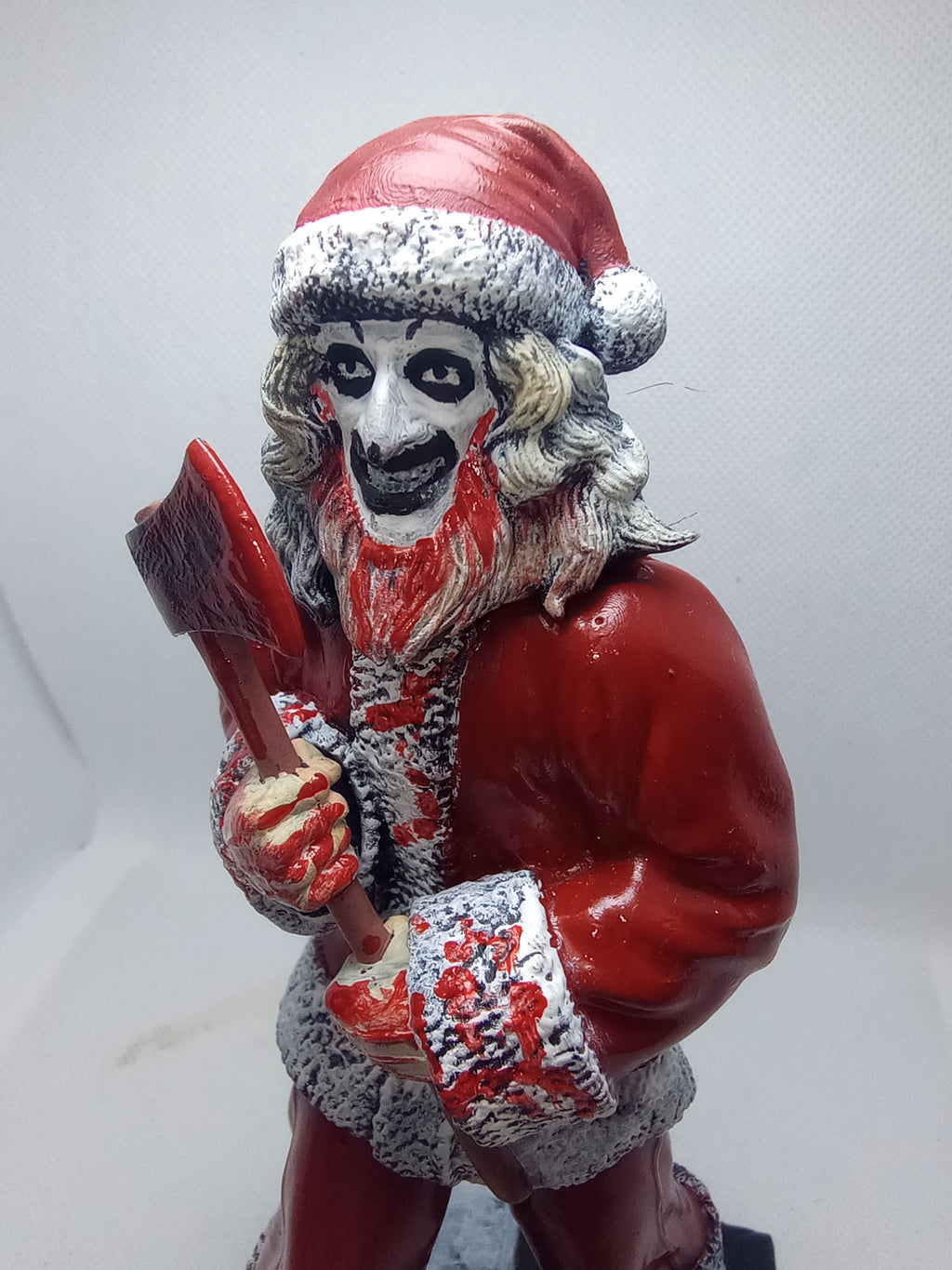 Killer Clown in festive disguise