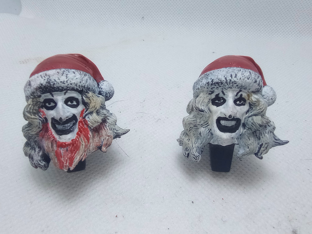 Killer Clown in festive disguise