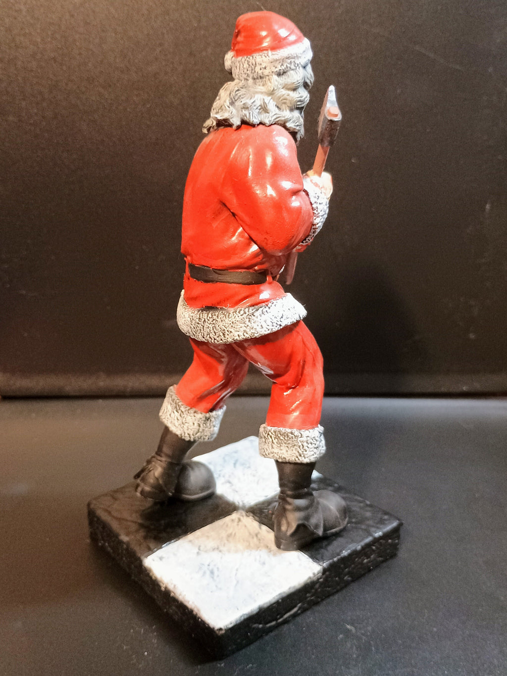 Killer Clown in festive disguise
