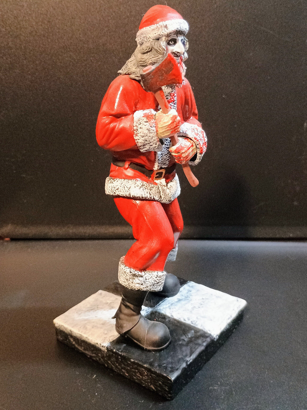 Killer Clown in festive disguise