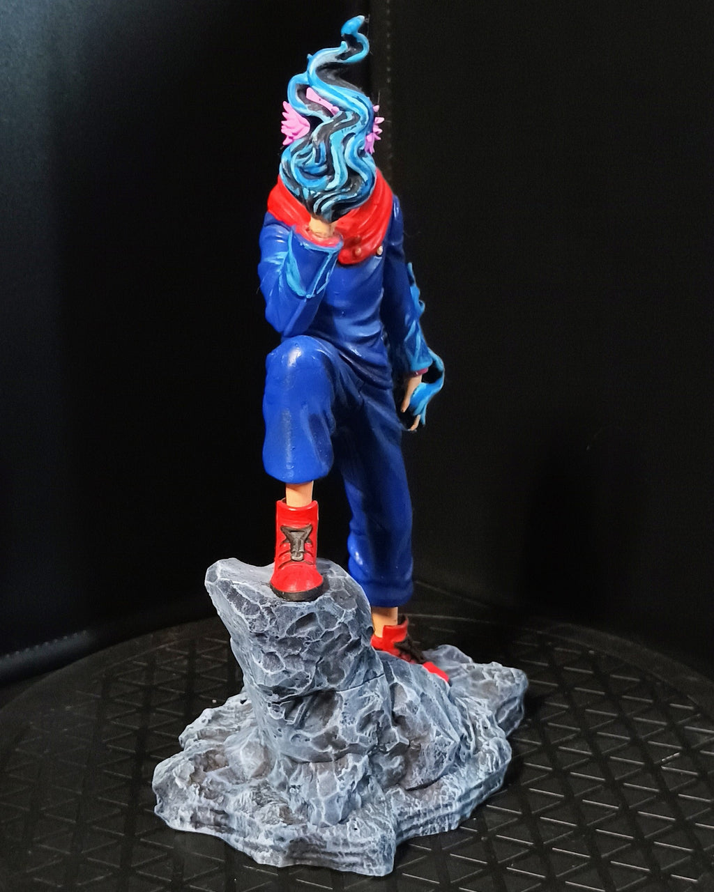 Demon possessed demon fighter