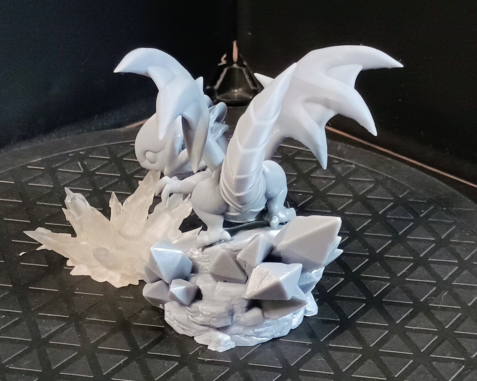 Chibi White Dragon....with blue eyes.