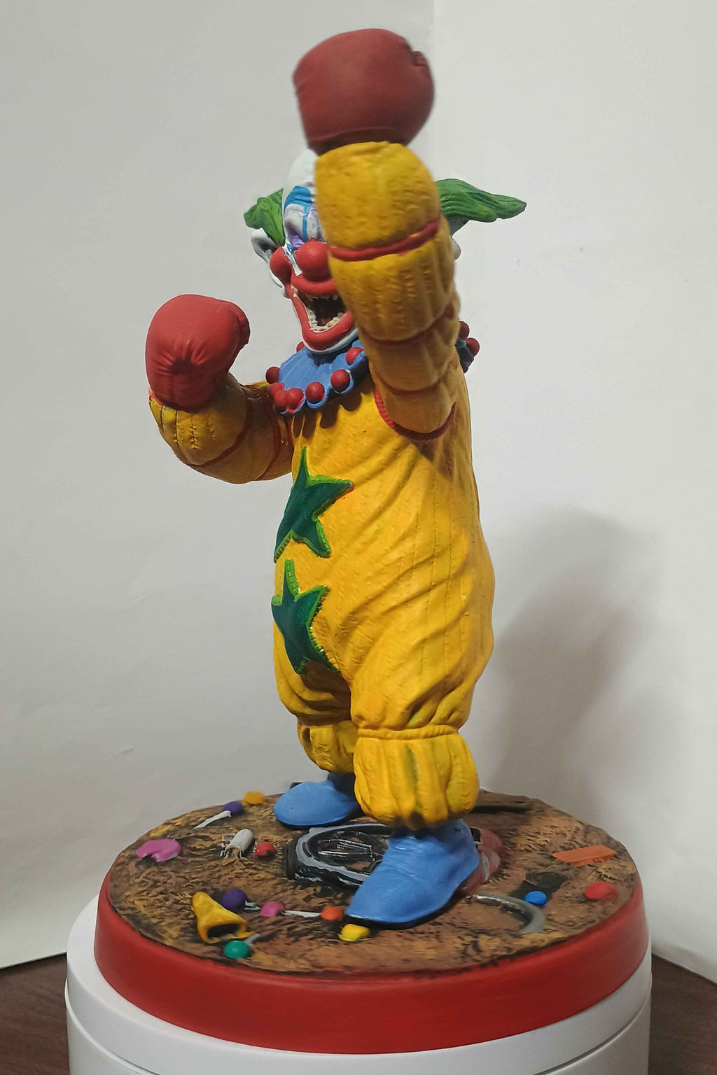 Short Extra Terrestrial Murder Clown