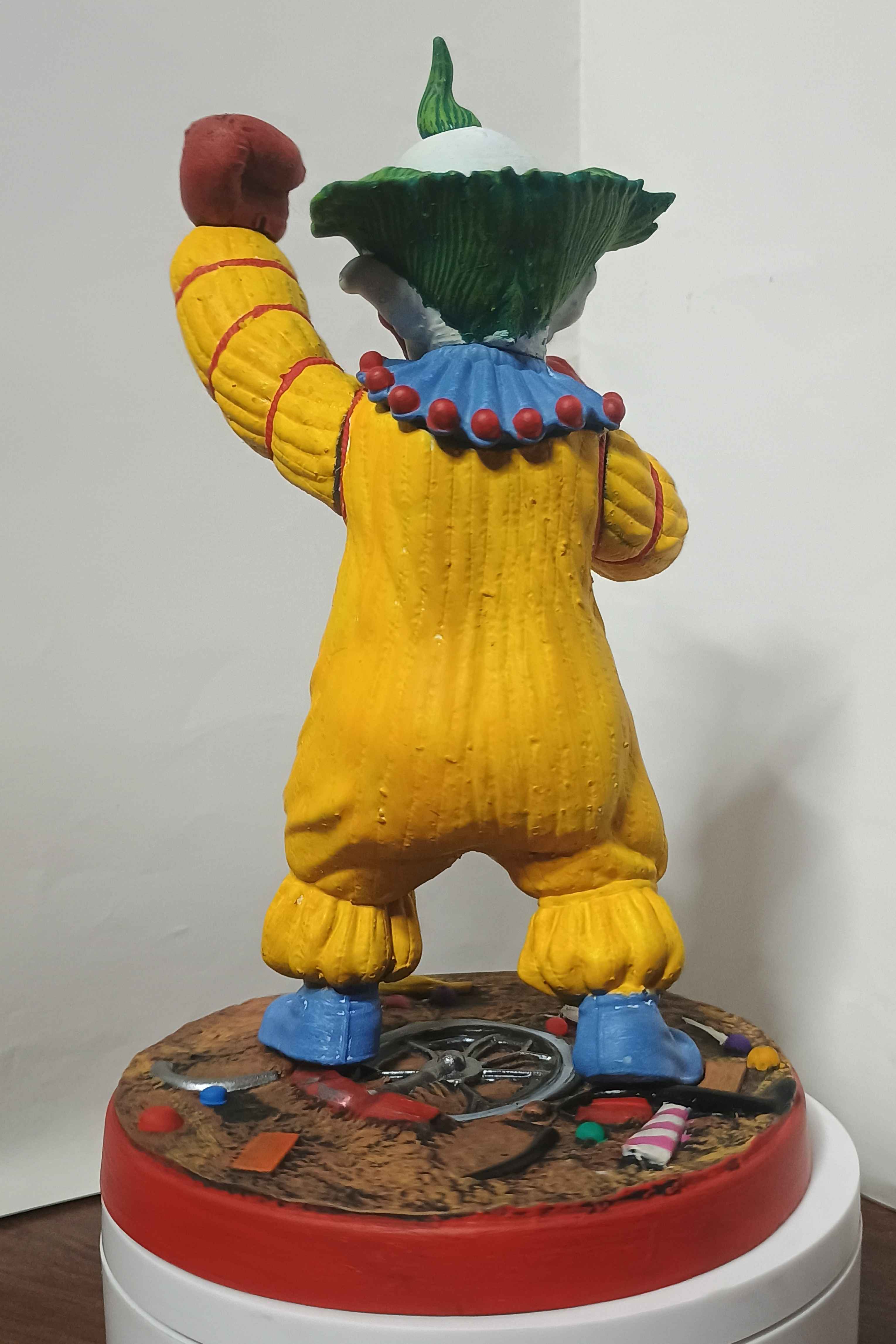 Short Extra Terrestrial Murder Clown