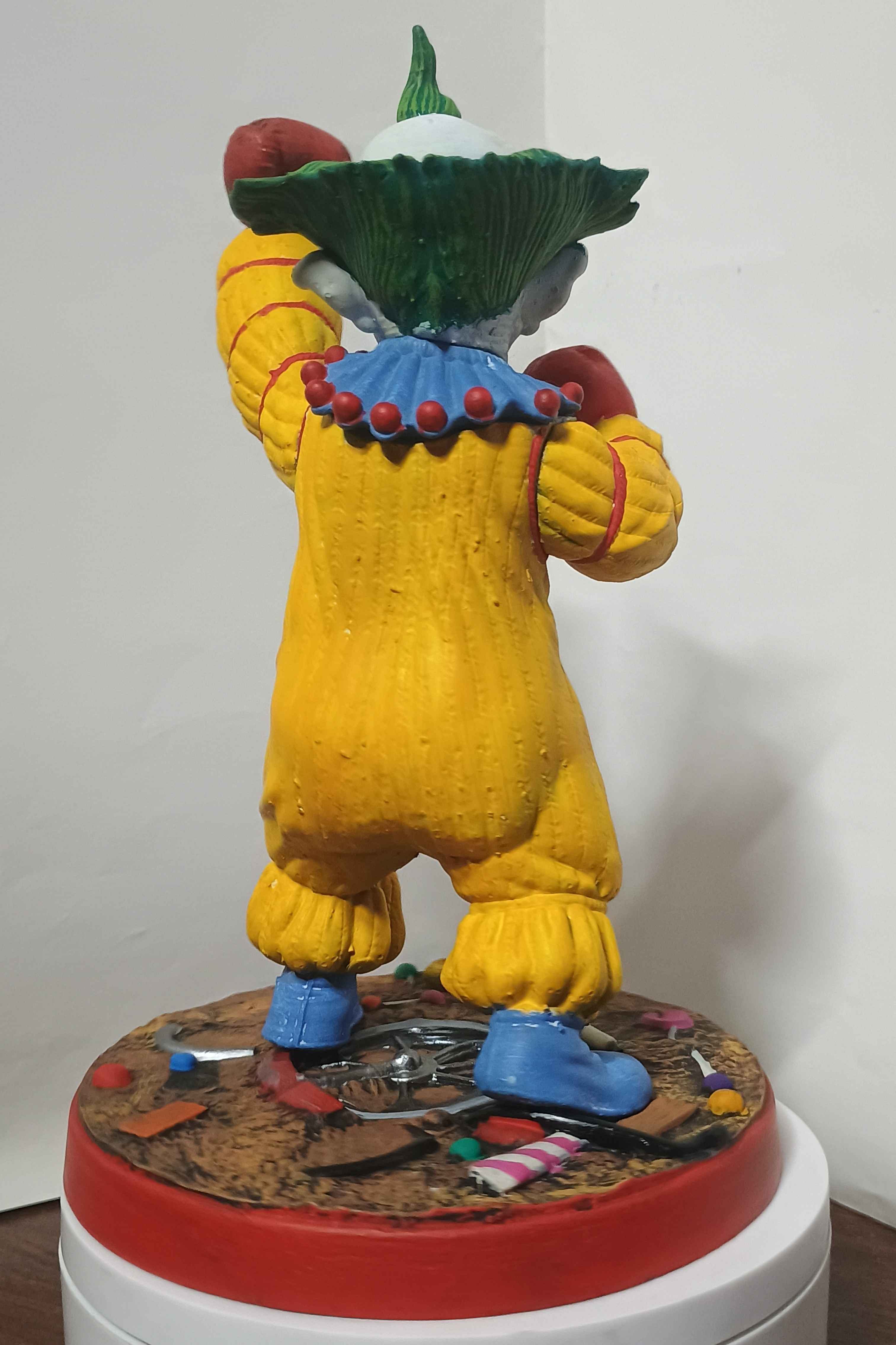 Short Extra Terrestrial Murder Clown