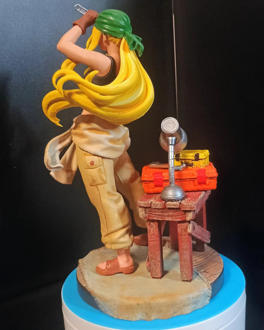 Blonde Mechanic